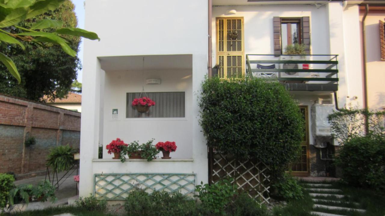 Bed and Breakfast A Casa Di Dora Тревизо Экстерьер фото